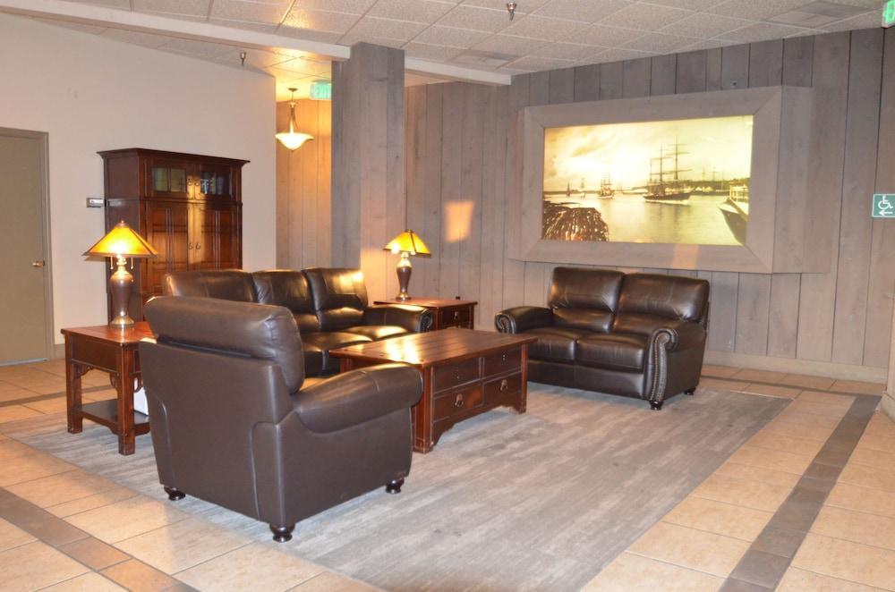 Quality Inn & Suites At Coos Bay North Bend Zewnętrze zdjęcie
