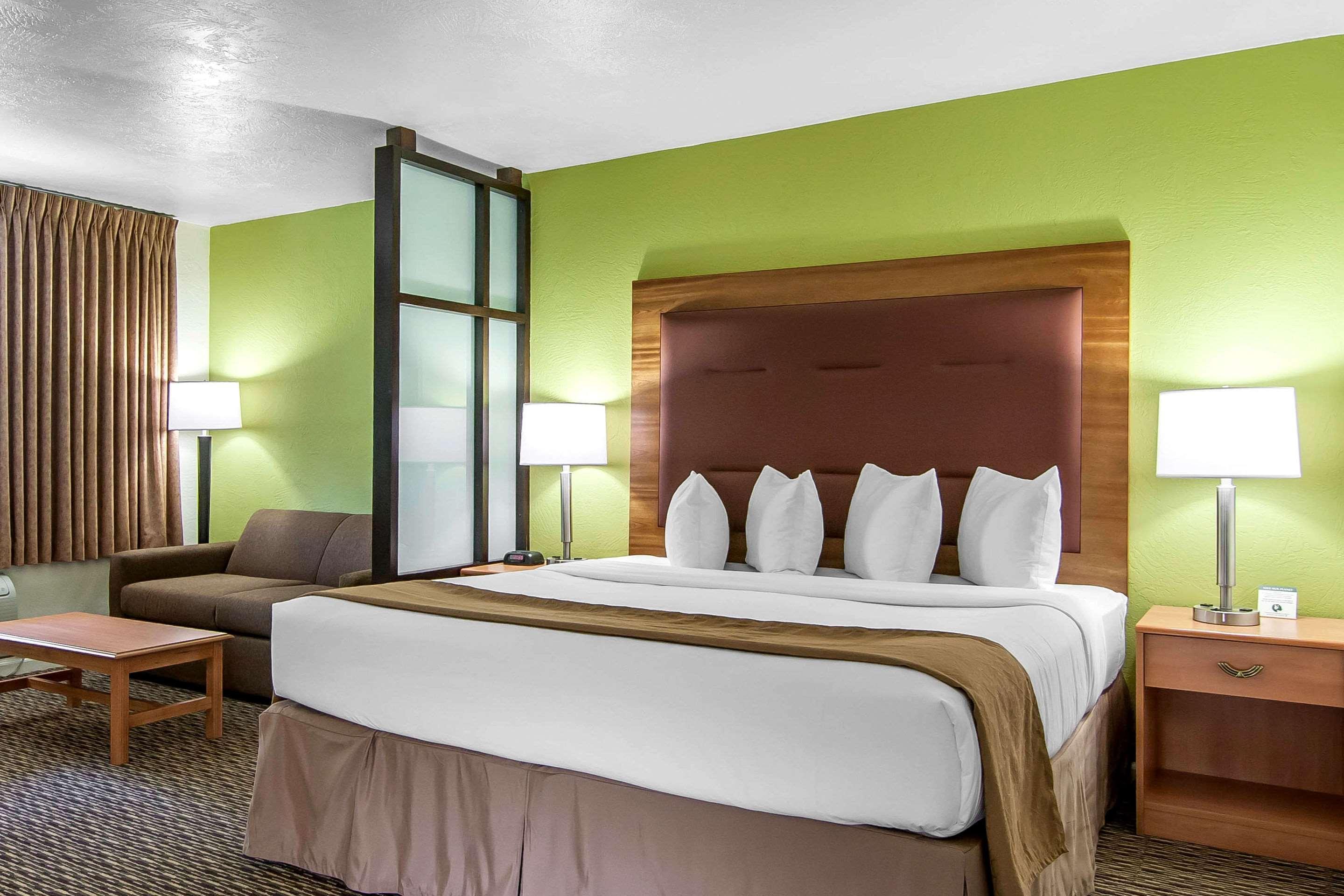Quality Inn & Suites At Coos Bay North Bend Zewnętrze zdjęcie