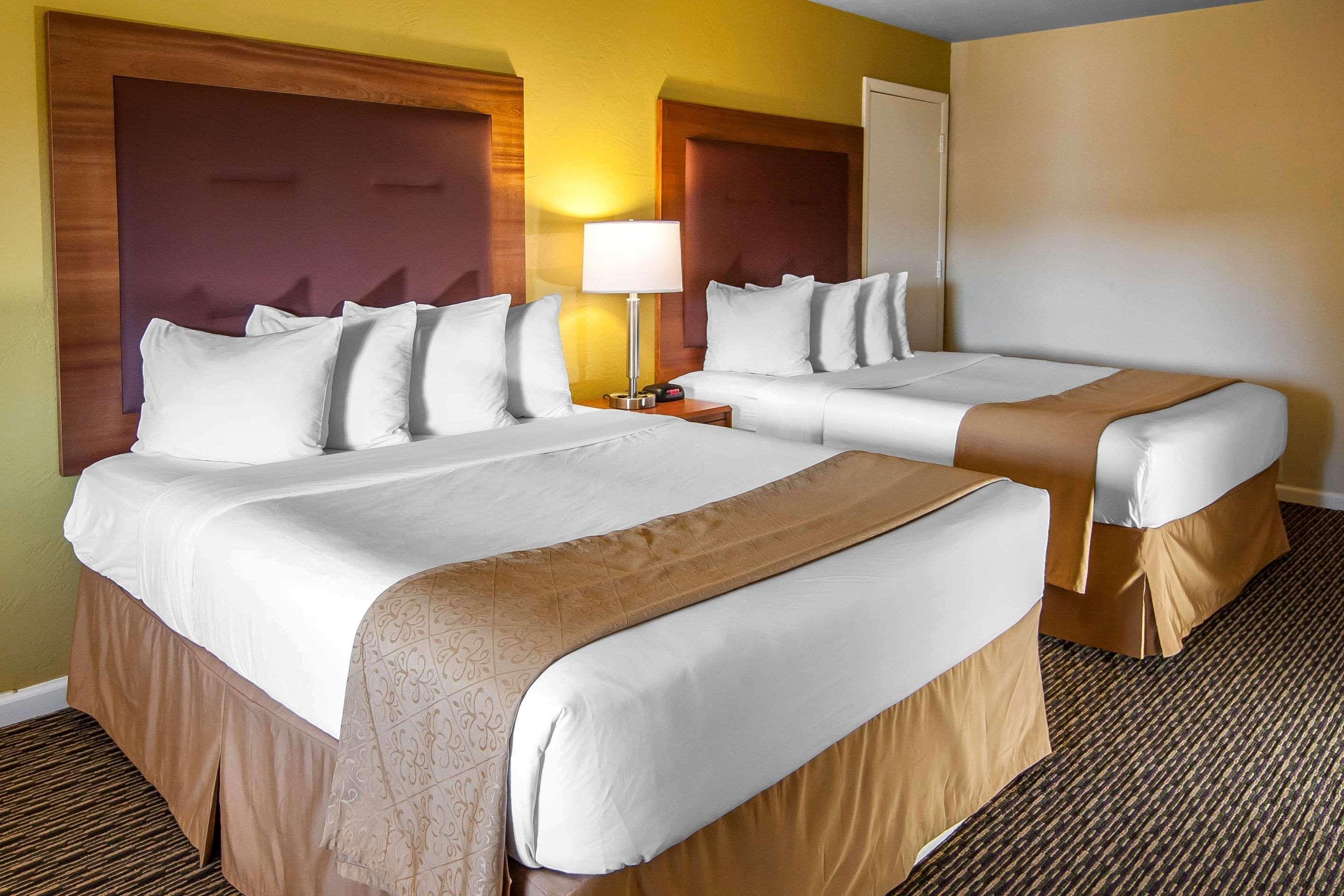 Quality Inn & Suites At Coos Bay North Bend Zewnętrze zdjęcie