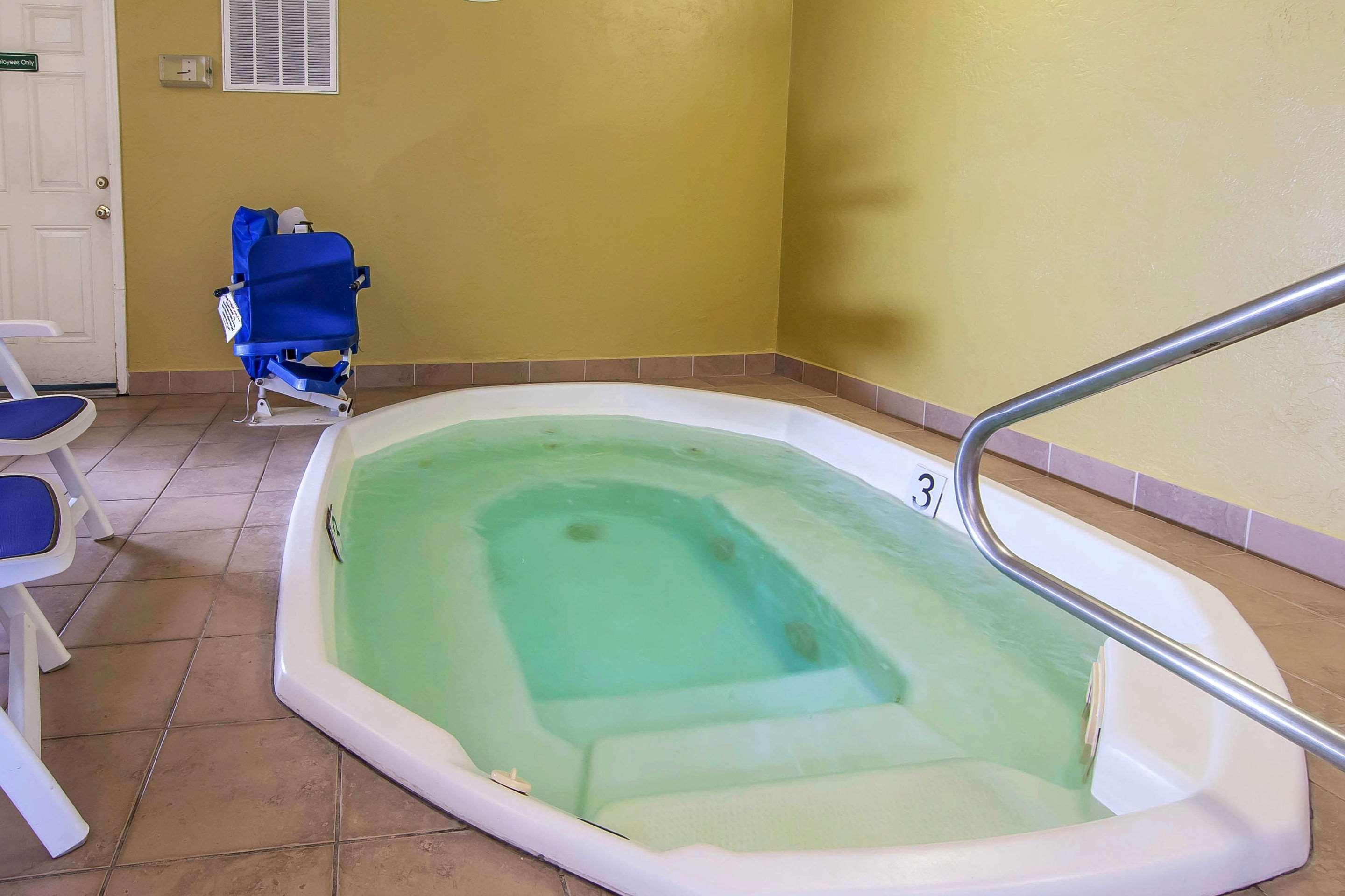 Quality Inn & Suites At Coos Bay North Bend Zewnętrze zdjęcie