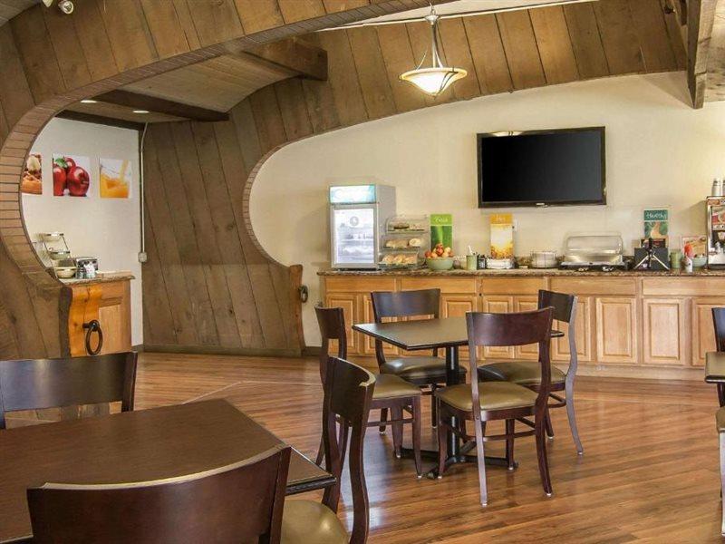Quality Inn & Suites At Coos Bay North Bend Zewnętrze zdjęcie