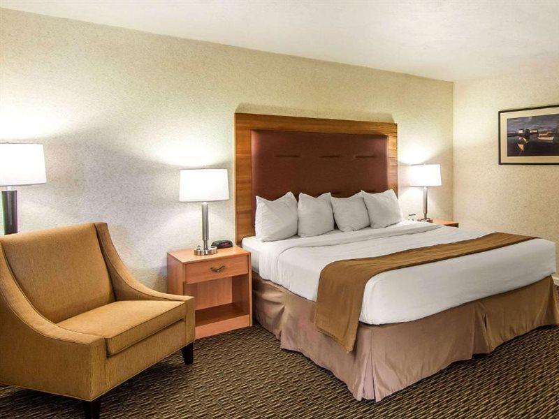 Quality Inn & Suites At Coos Bay North Bend Zewnętrze zdjęcie