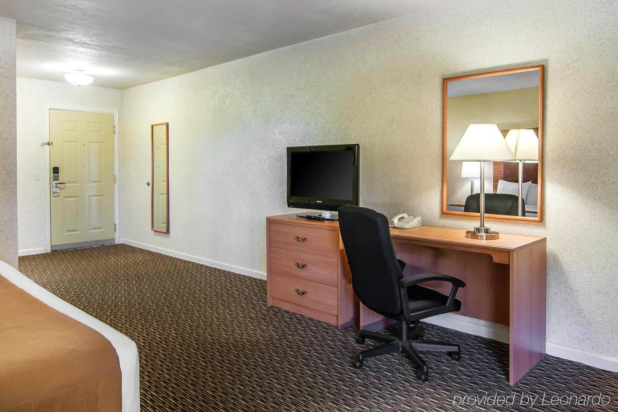 Quality Inn & Suites At Coos Bay North Bend Zewnętrze zdjęcie