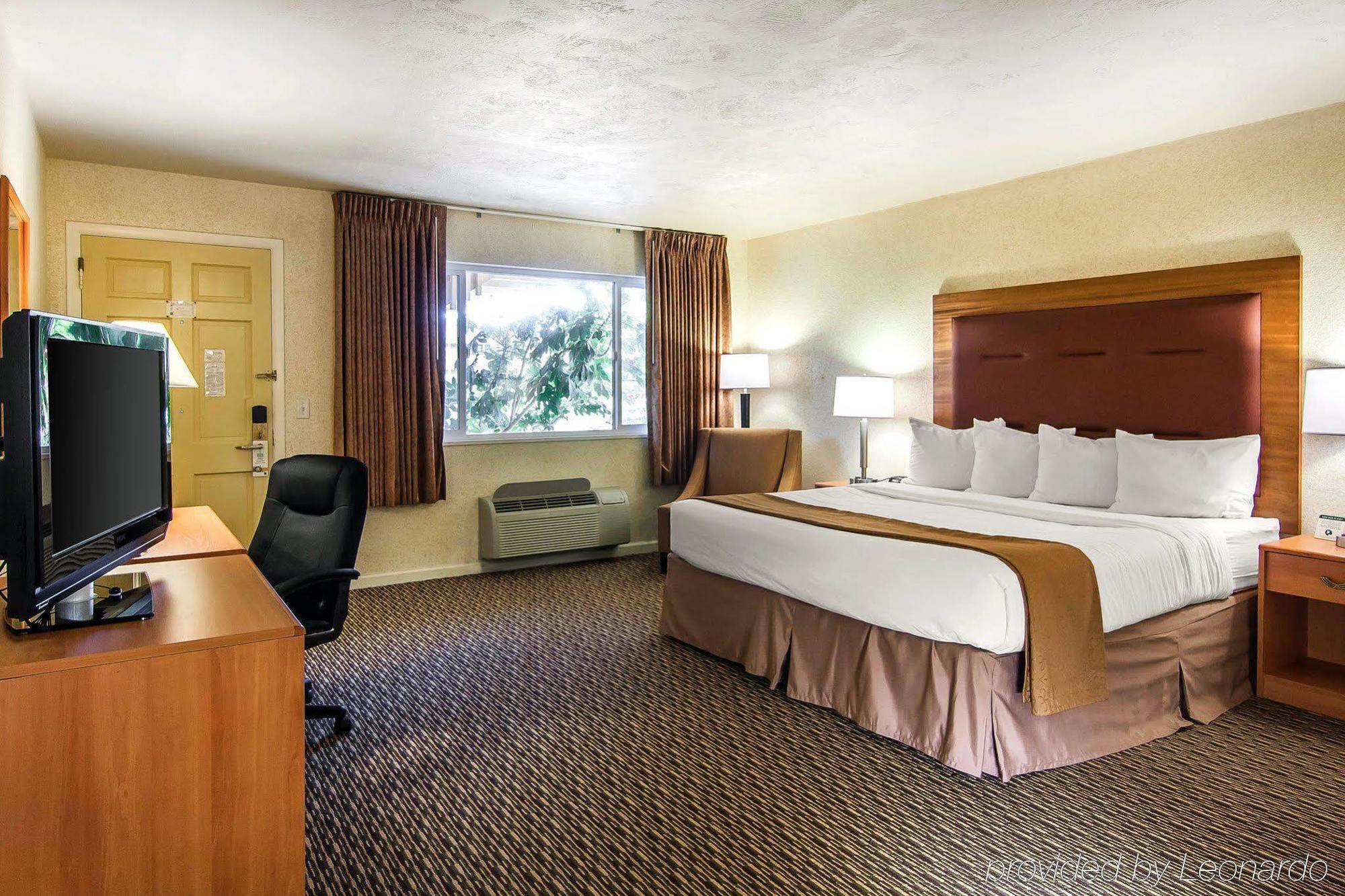 Quality Inn & Suites At Coos Bay North Bend Zewnętrze zdjęcie