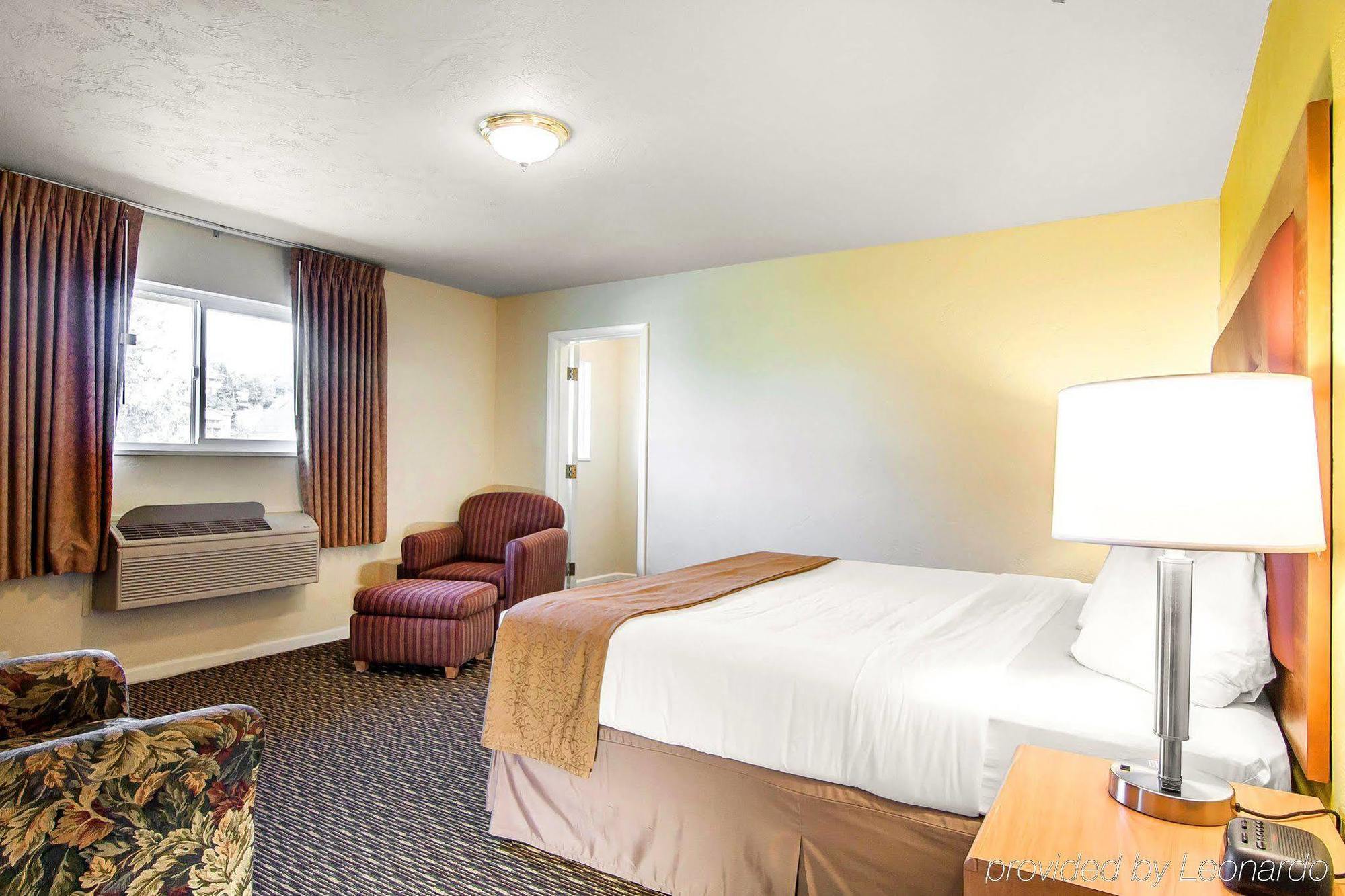 Quality Inn & Suites At Coos Bay North Bend Zewnętrze zdjęcie